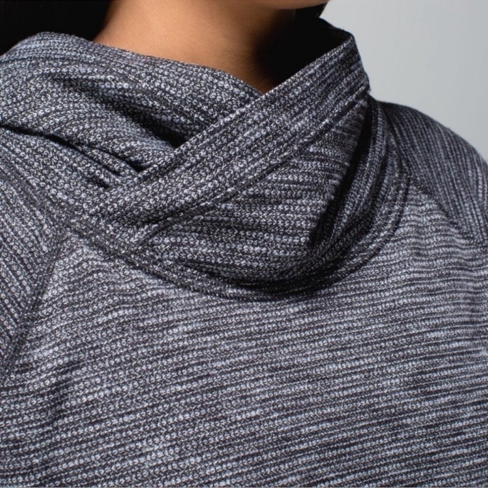 Lululemon Healthy Heart Pullover-Coco Pique Black - Picture 2 of 7